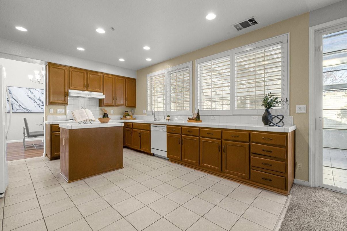 Interior, Kitchen, Recessed Lighting