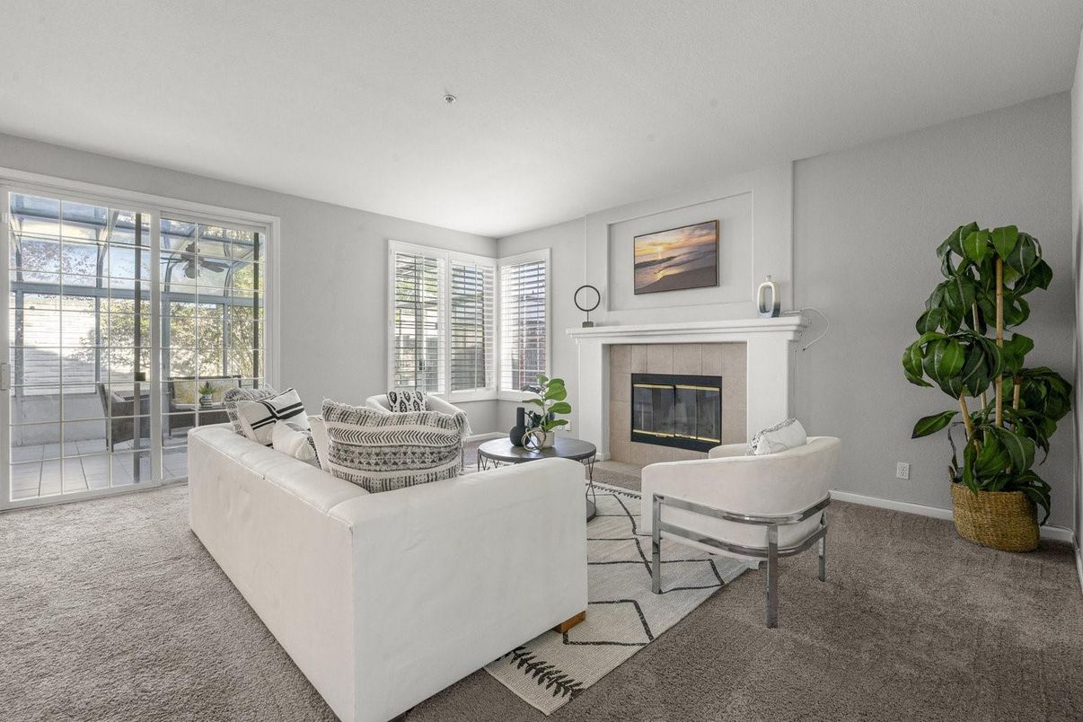 Fireplace, Interior, Living room