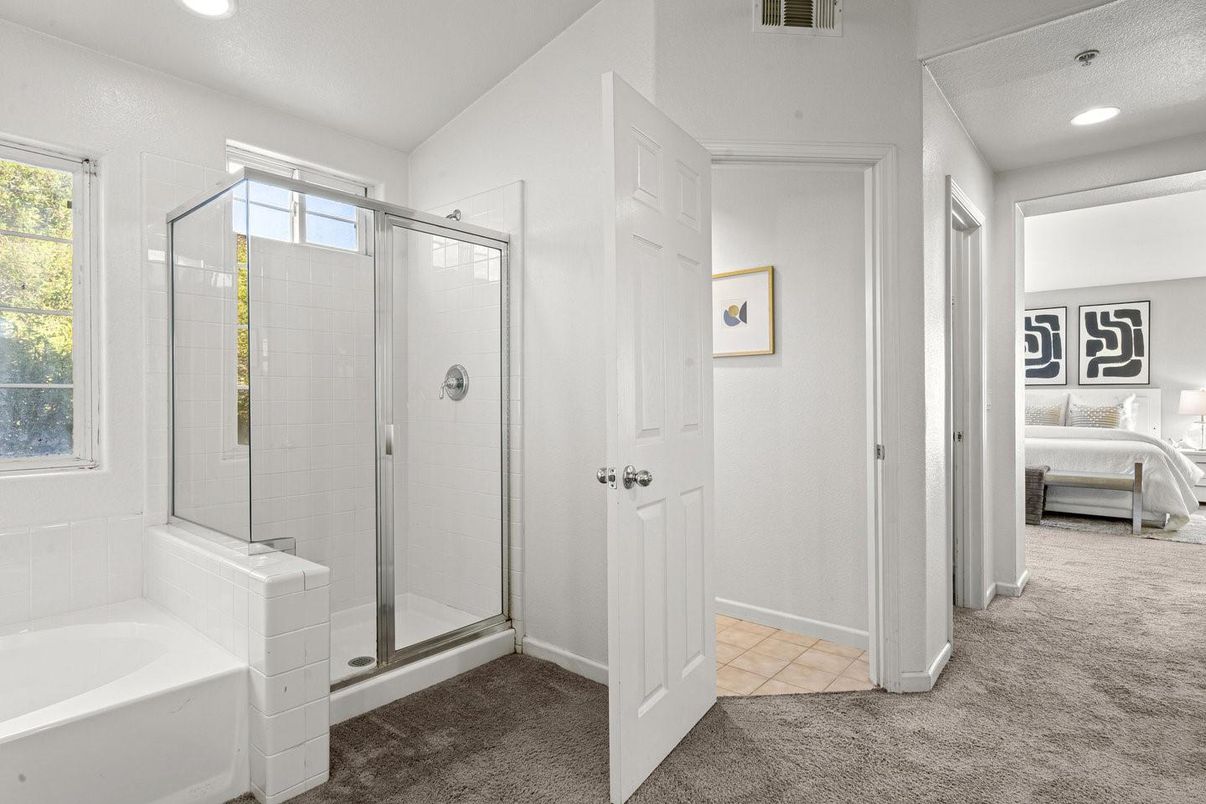 Bathroom, Bedroom, Glass Shower, Interior, Recessed Lighting
