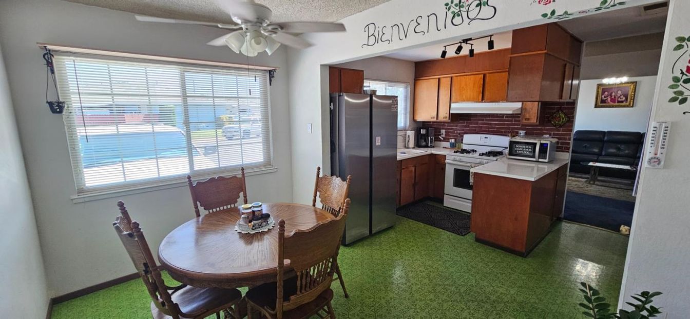 Dining room, Interior, Kitchen