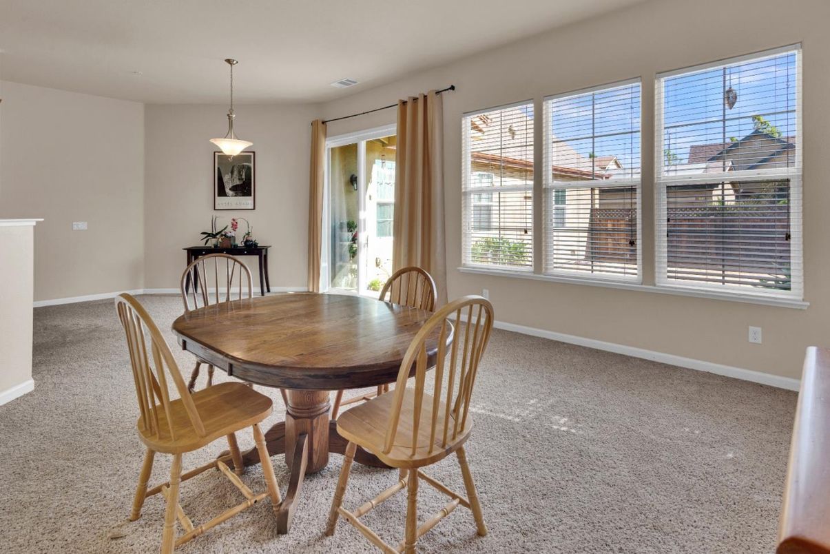 Dining room, Interior, Pendant Lights