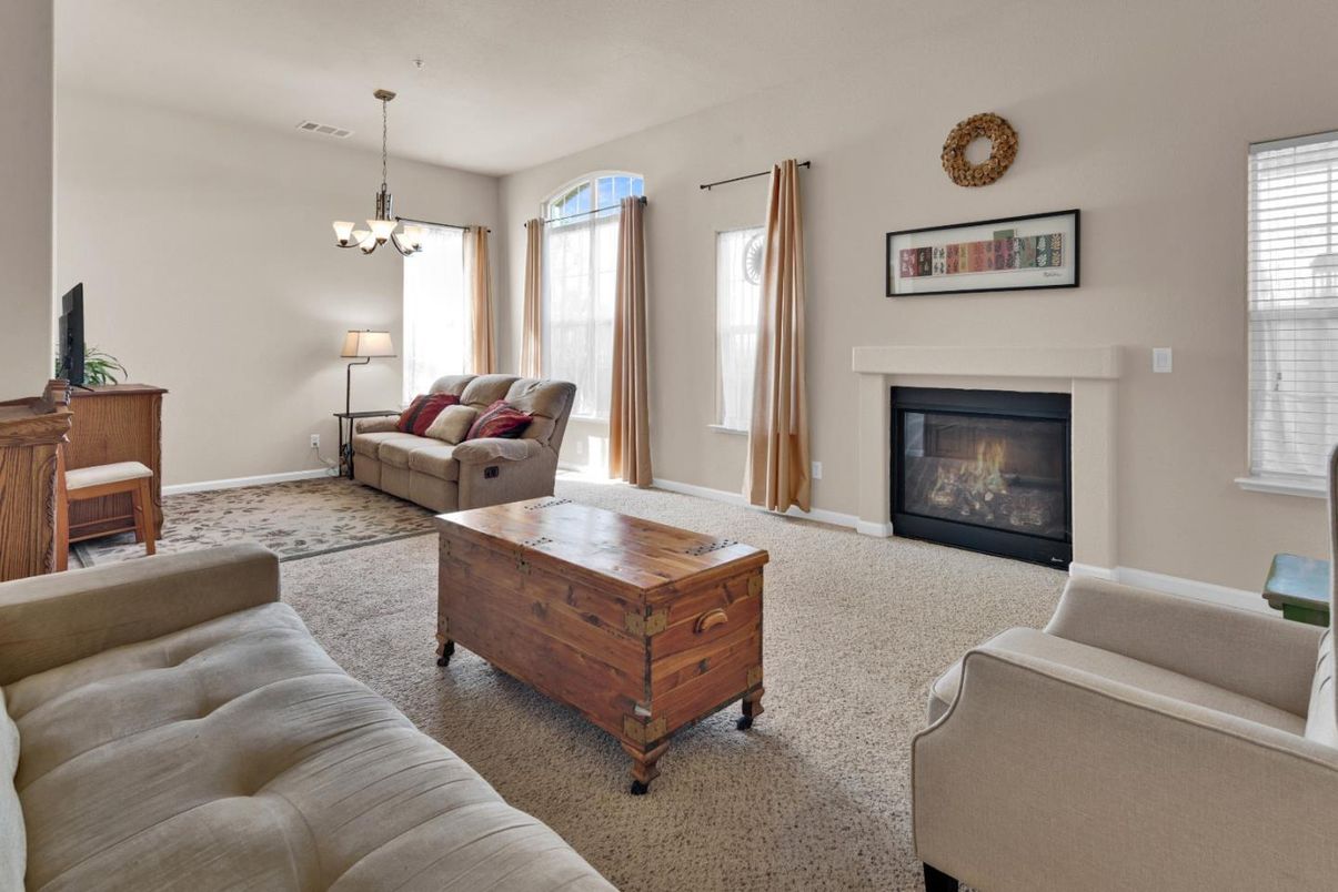 Chandelier, Fireplace, Interior, Living room