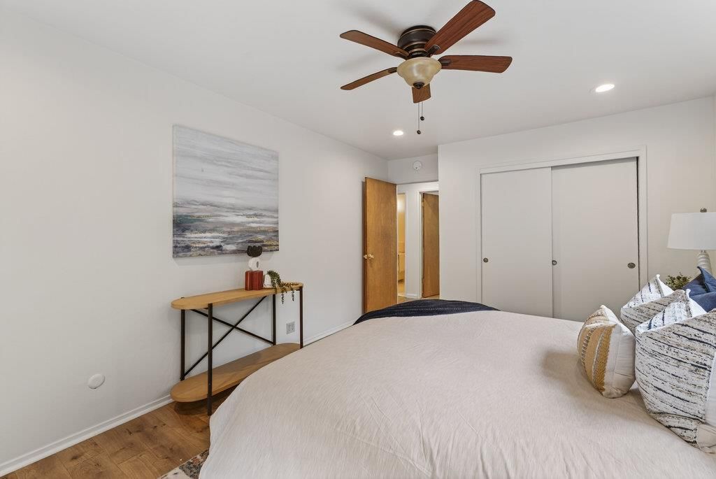 Bedroom, Interior, Recessed Lighting, Wood Texture Flooring