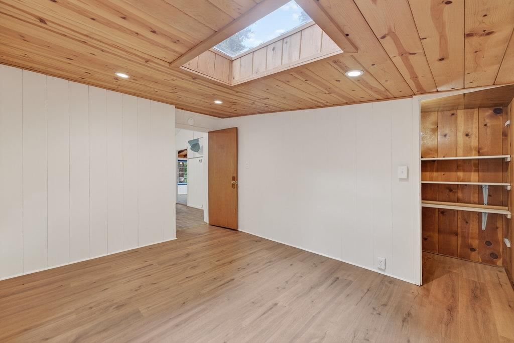 Empty room, Interior, Recessed Lighting, Wooden Ceilings, Wood Texture Flooring, Wooden Walls
