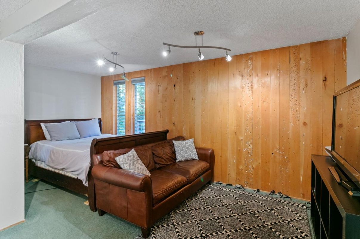 Bedroom, Interior, Wooden Walls