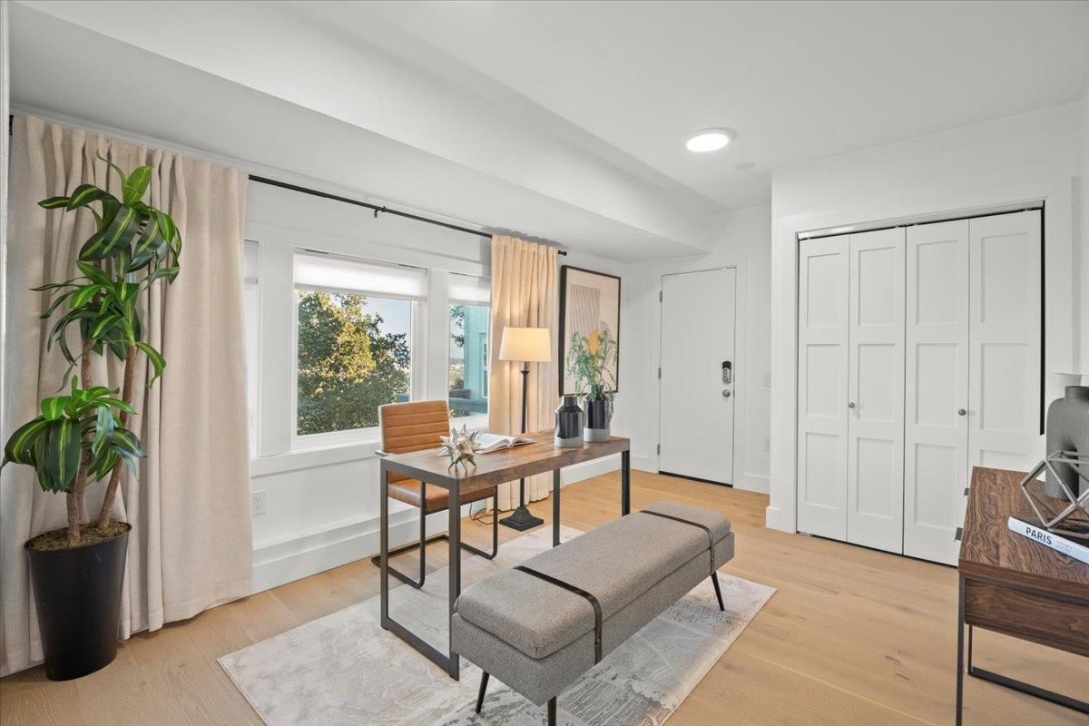 Home Office, Interior, Recessed Lighting, Wood Texture Flooring