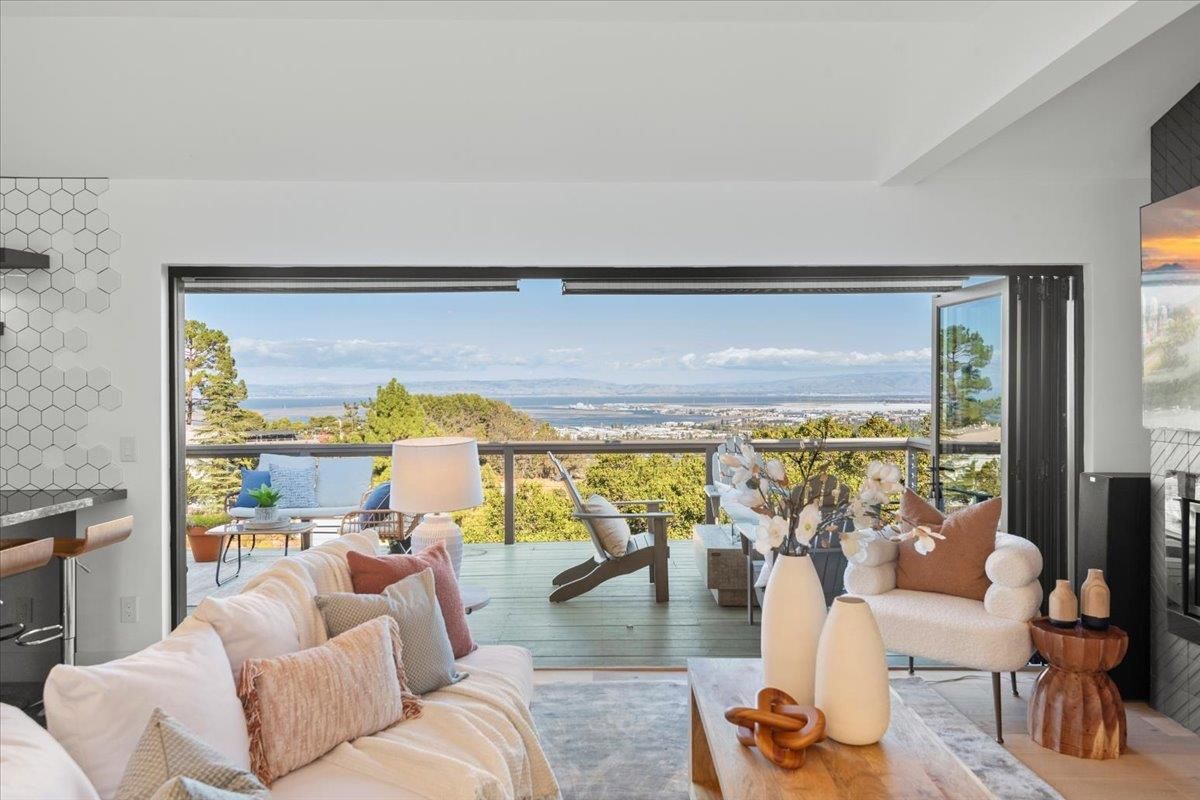 Water, Interior, Living room, Other