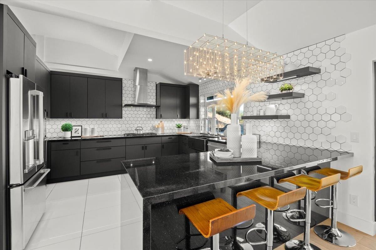 Interior, Kitchen, Pendant Lights, Recessed Lighting, Stainless Steel Appliances