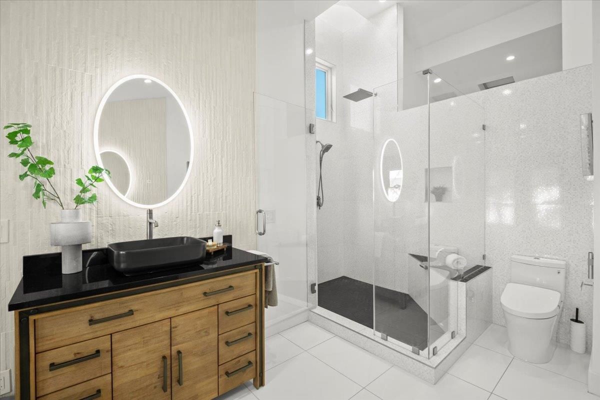 Bathroom, Dual Sink Vanities, Glass Shower, Interior, Recessed Lighting