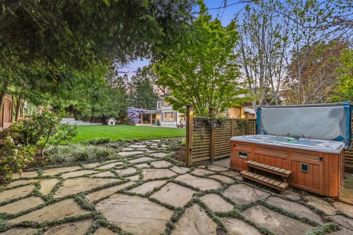 Backyard, Exterior, Hot Tub