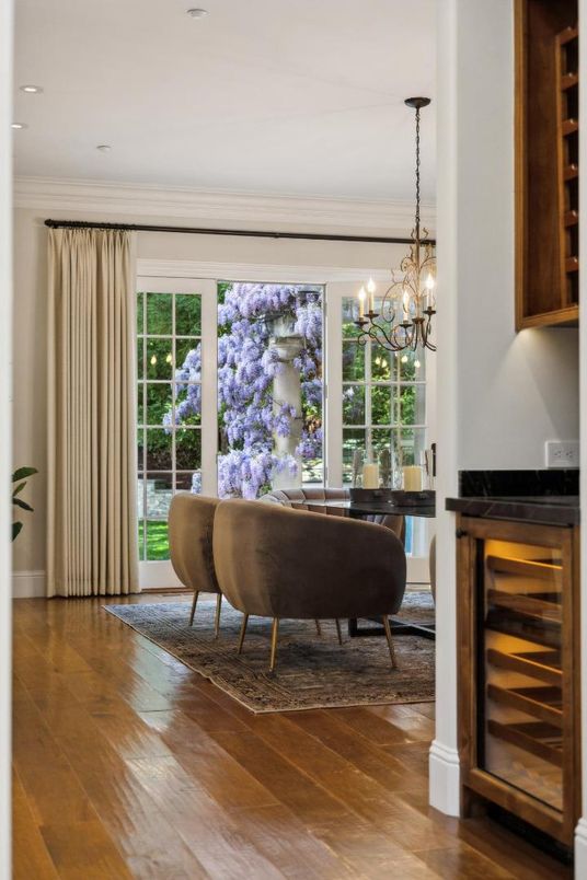 Chandelier, Interior, Recessed Lighting, Wood Texture Flooring