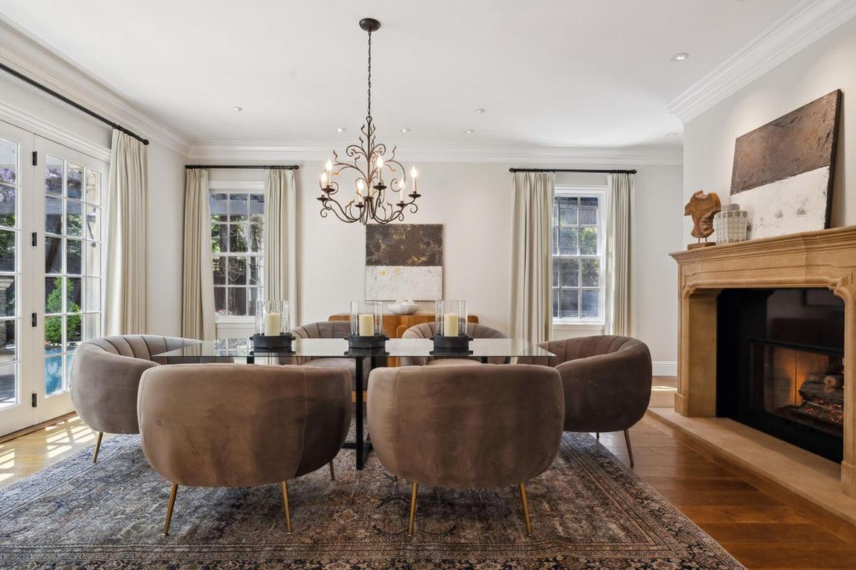 Chandelier, Dining room, Fireplace, Interior, Recessed Lighting, Wood Texture Flooring
