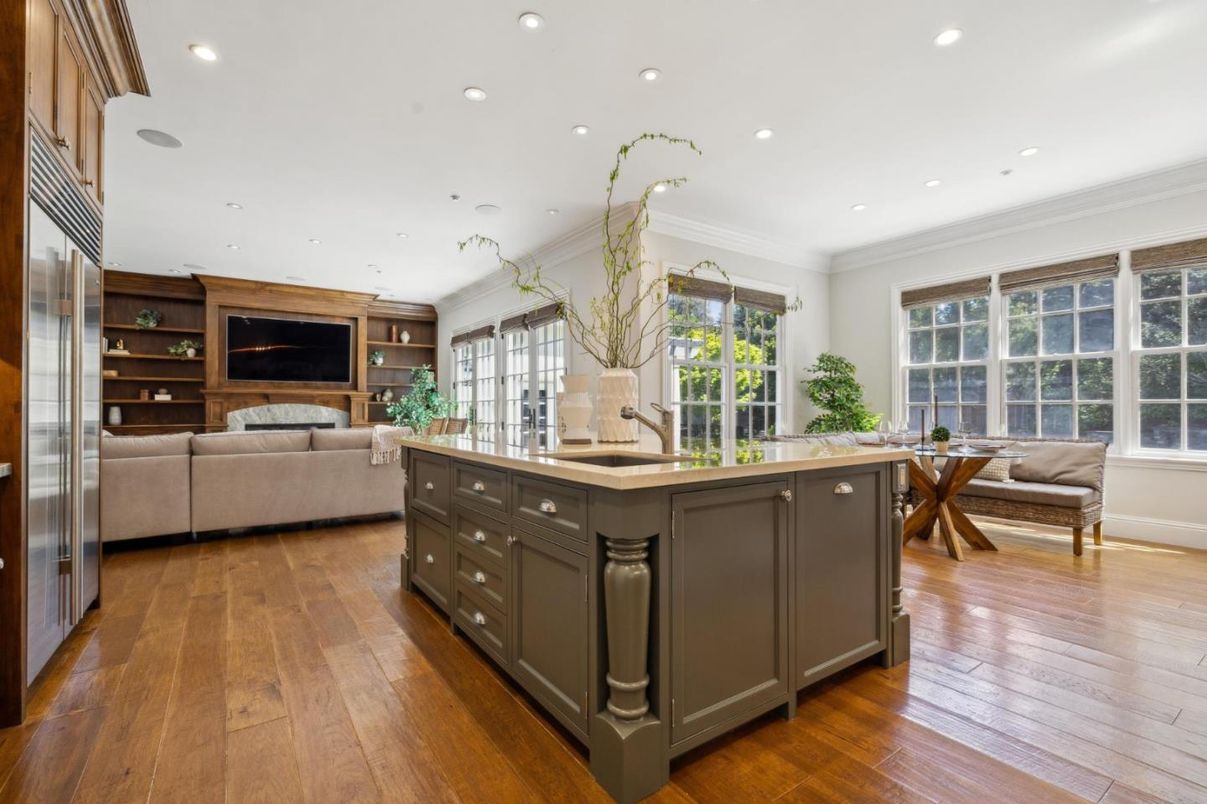 Interior, Kitchen, Living room, Recessed Lighting, Wood Texture Flooring