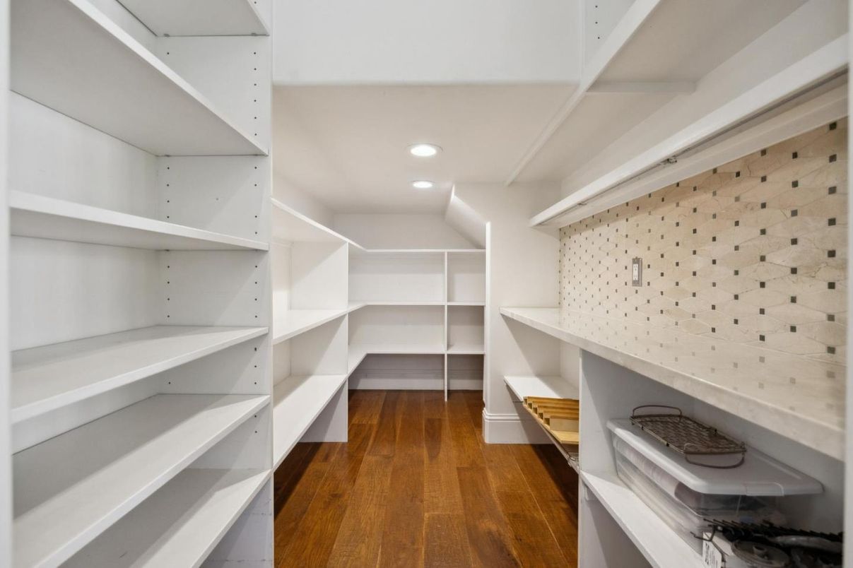 Interior, Recessed Lighting, Walk-in Closets, Wood Texture Flooring