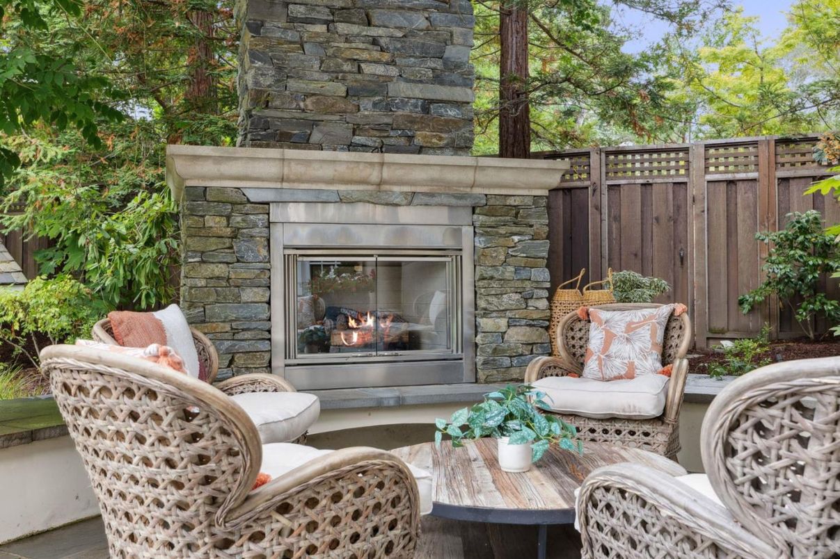 Exterior, Fireplace