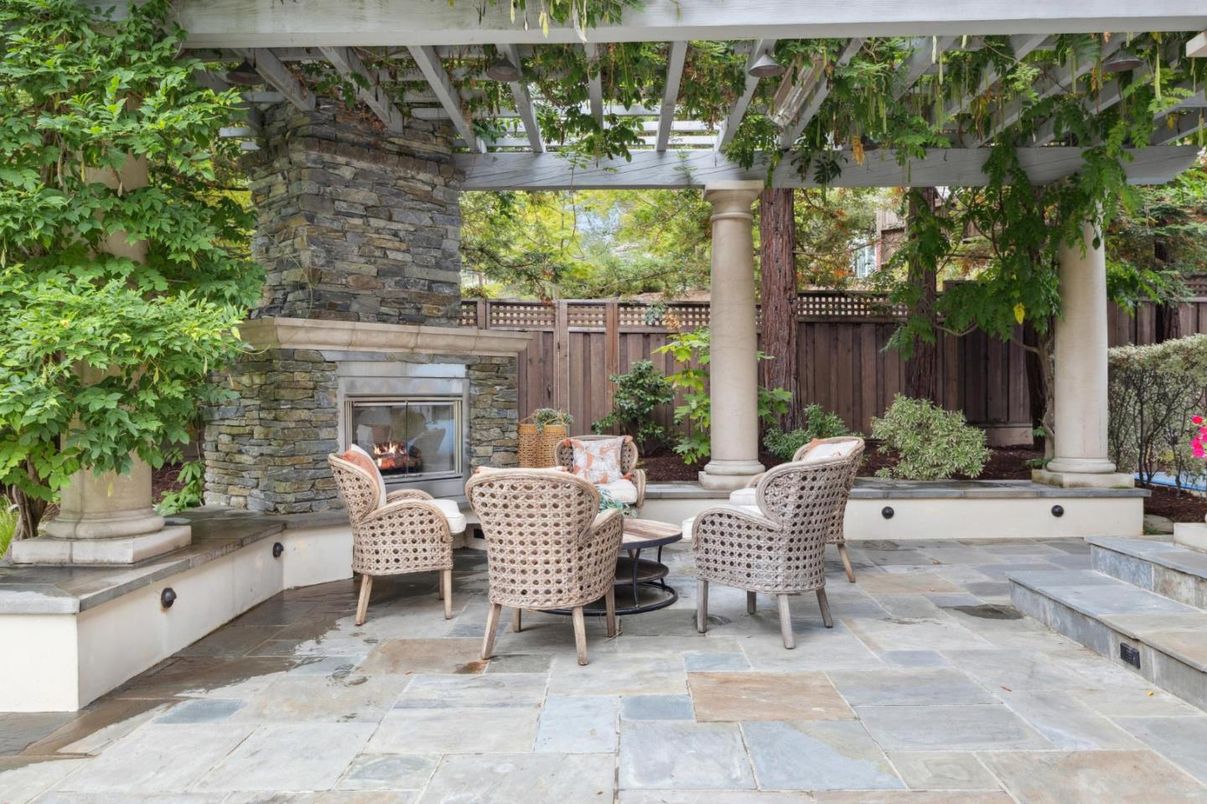 Exterior, Fireplace