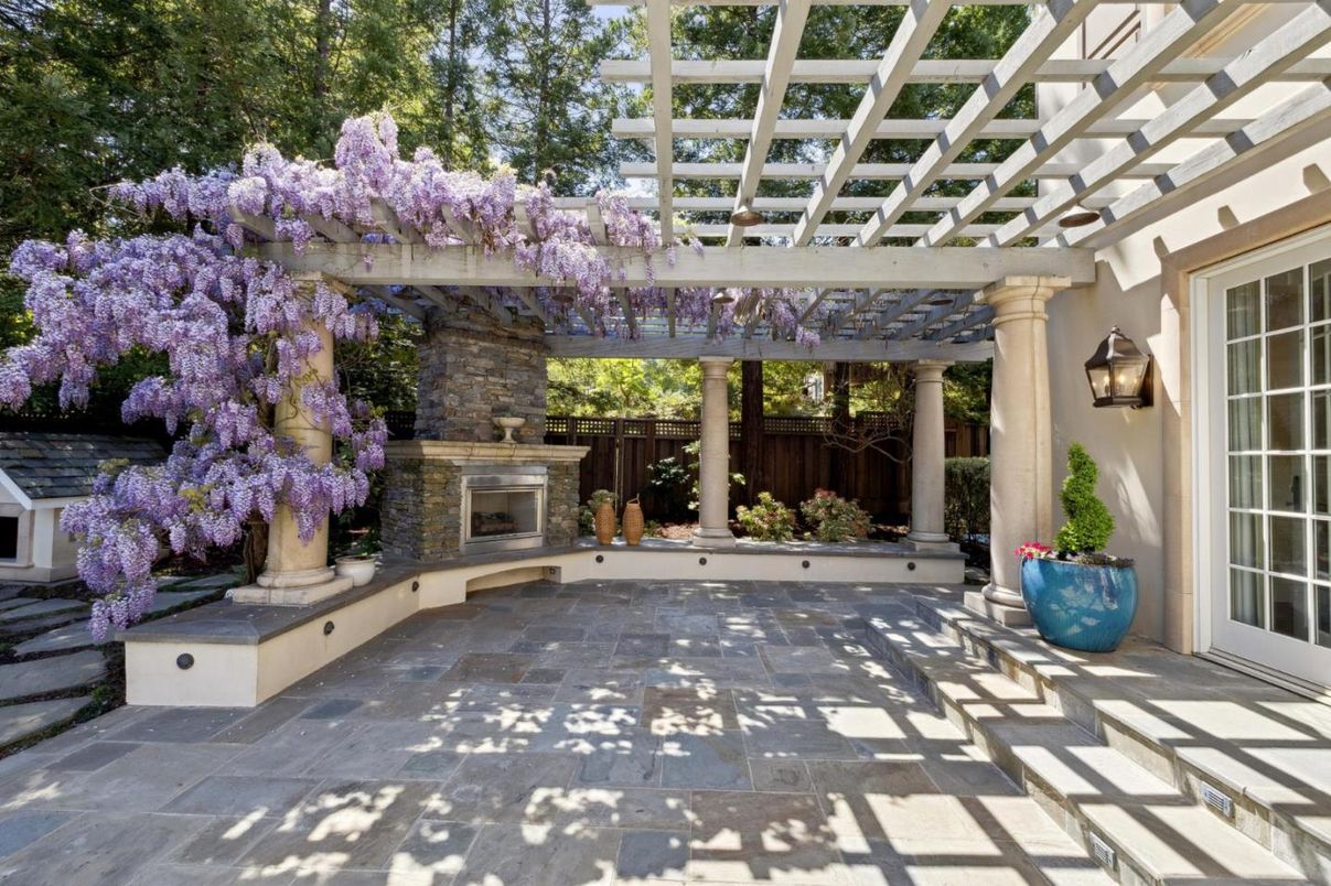 Exterior, Fireplace