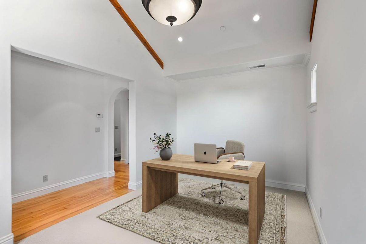Home Office, Interior, Recessed Lighting, Wood Texture Flooring