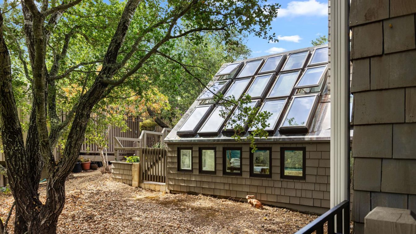 Exterior, Solar Panels