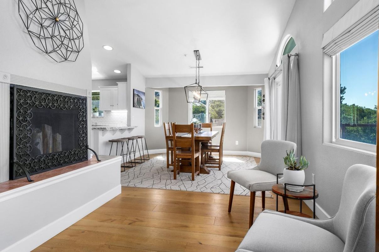 Dining room, Fireplace, Interior, Pendant Lights, Recessed Lighting, Wood Texture Flooring