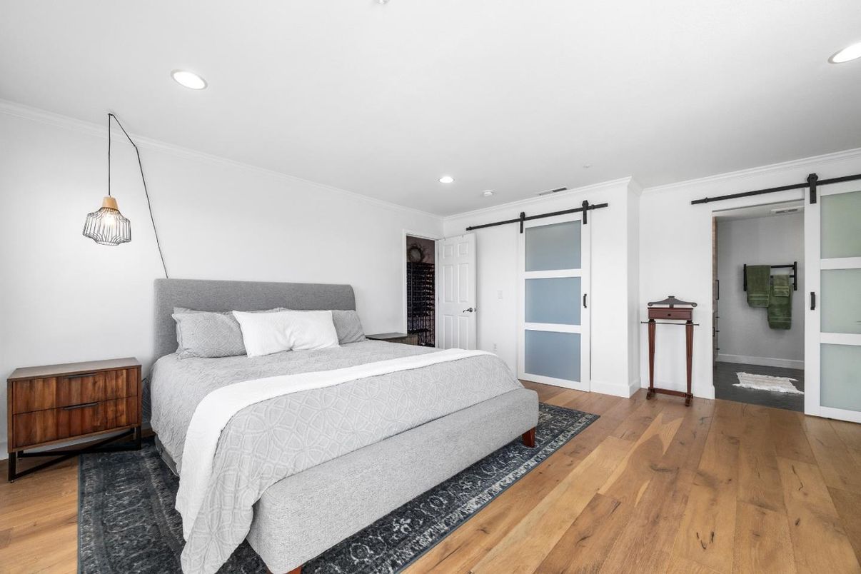 Bedroom, Interior, Pendant Lights, Recessed Lighting, Wood Texture Flooring