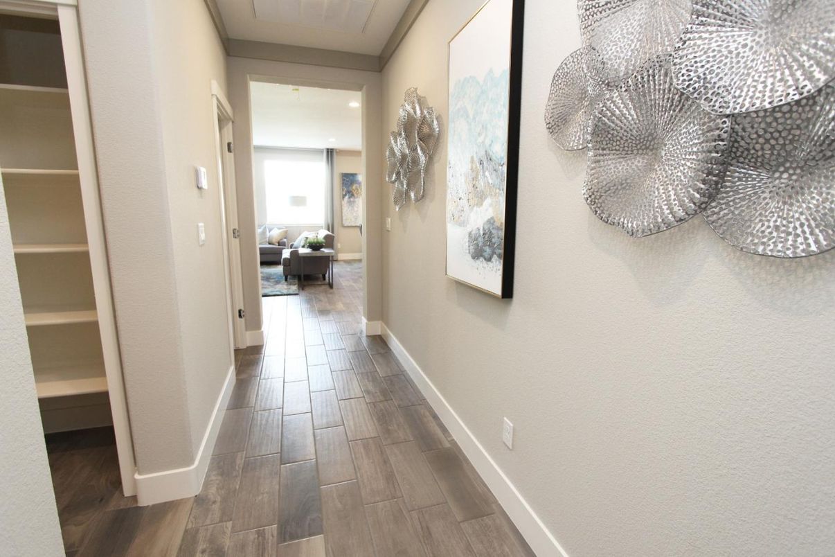 Interior, Recessed Lighting, Wood Texture Flooring