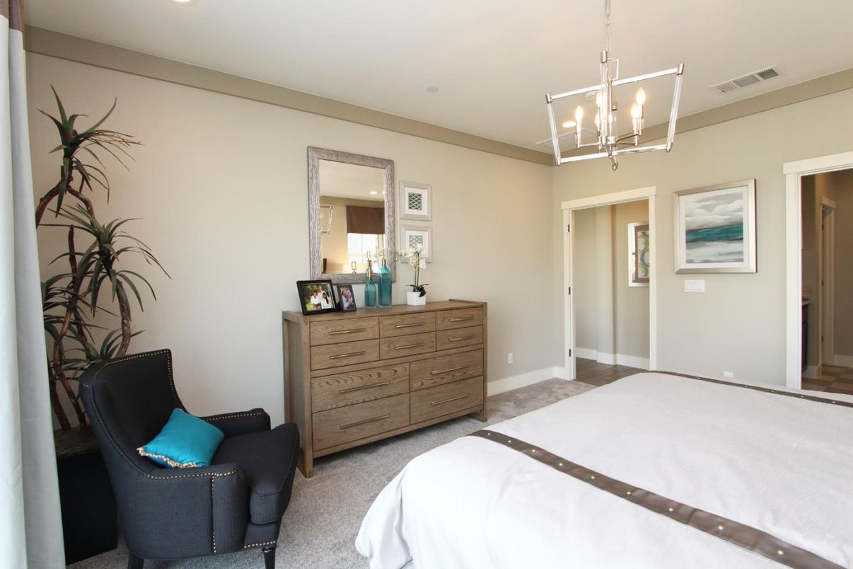 Bedroom, Interior, Pendant Lights, Recessed Lighting