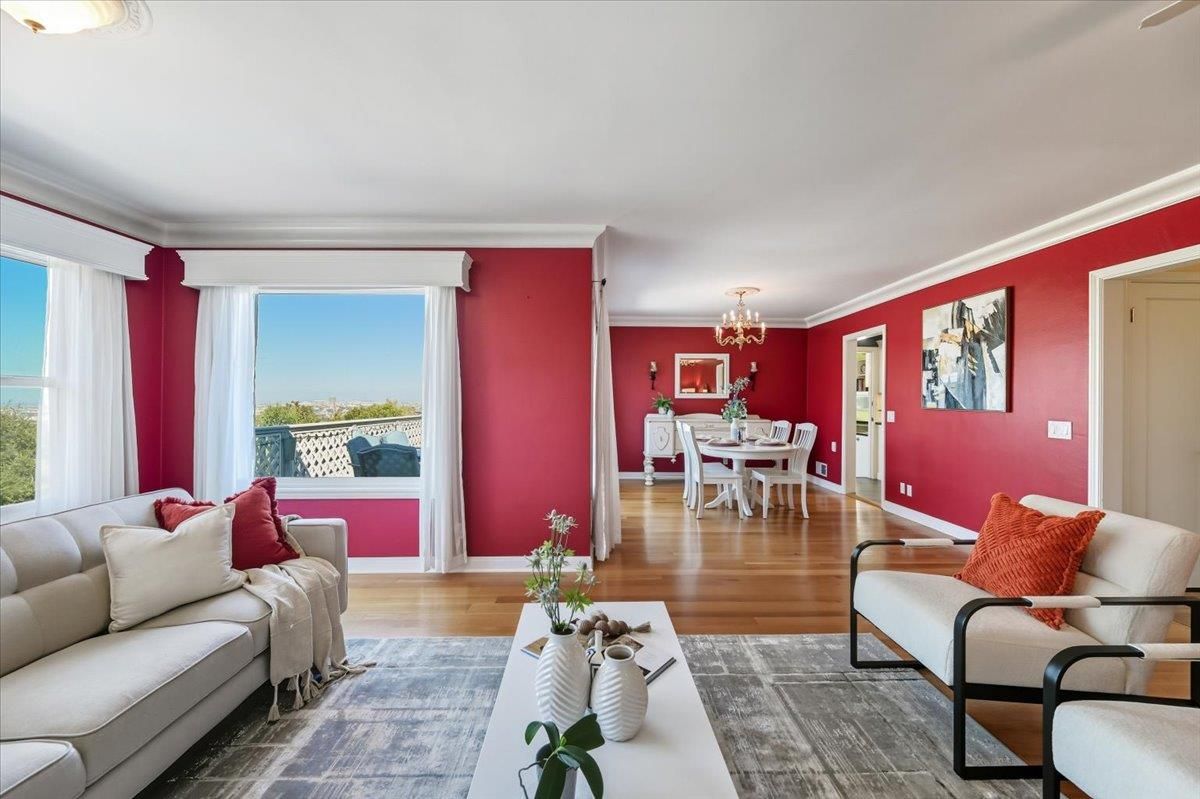 Chandelier, Dining room, Interior, Living room, Wood Texture Flooring