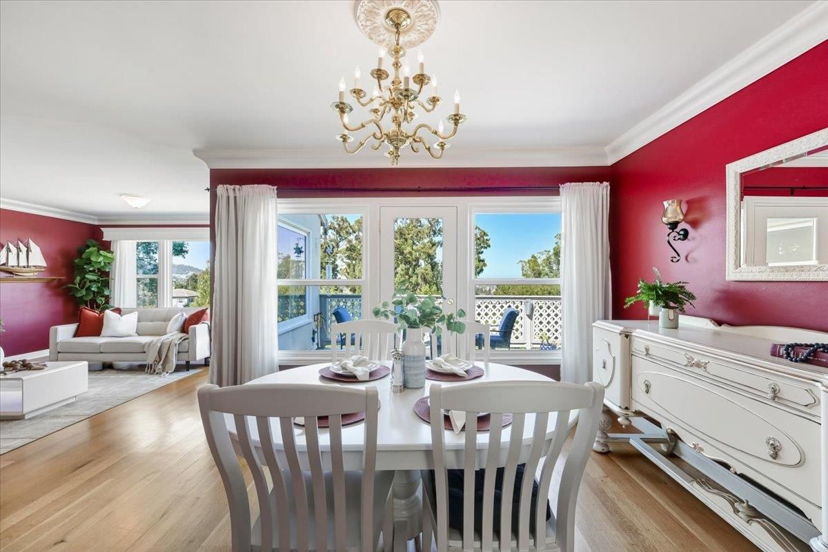 Chandelier, Dining room, Interior, Living room, Wood Texture Flooring