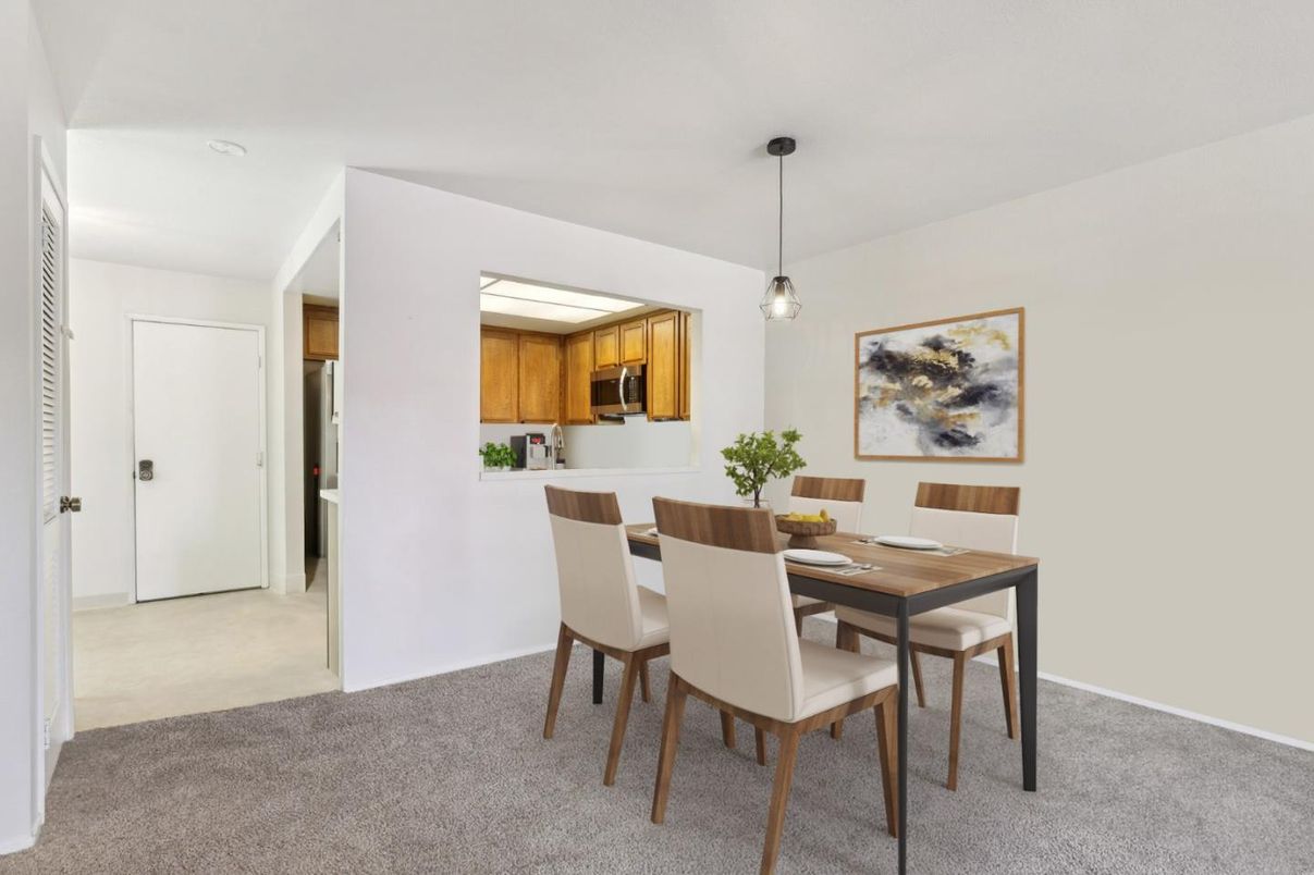 Dining room, Interior, Kitchen, Pendant Lights