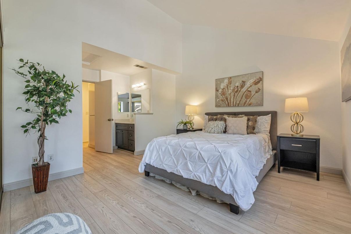 Bedroom, Interior, Wood Texture Flooring