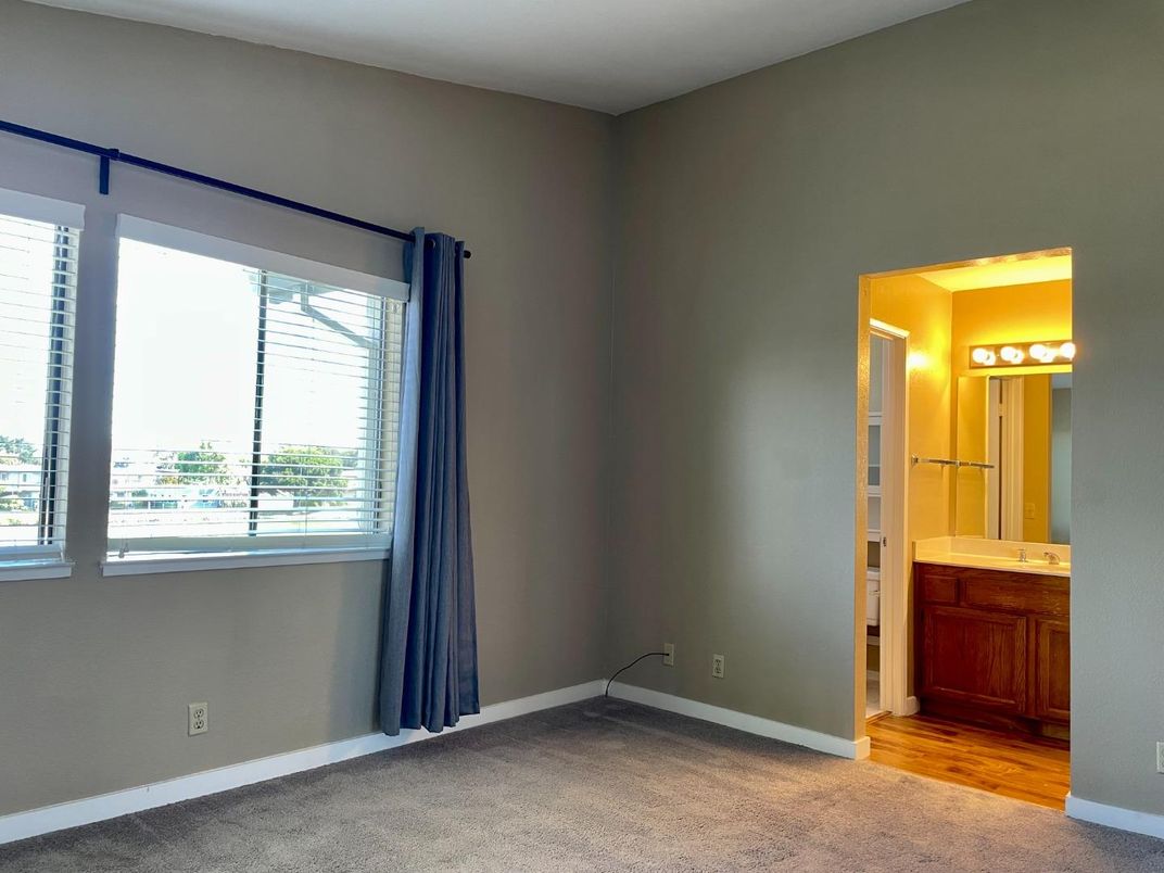 Bathroom, Empty room, Interior