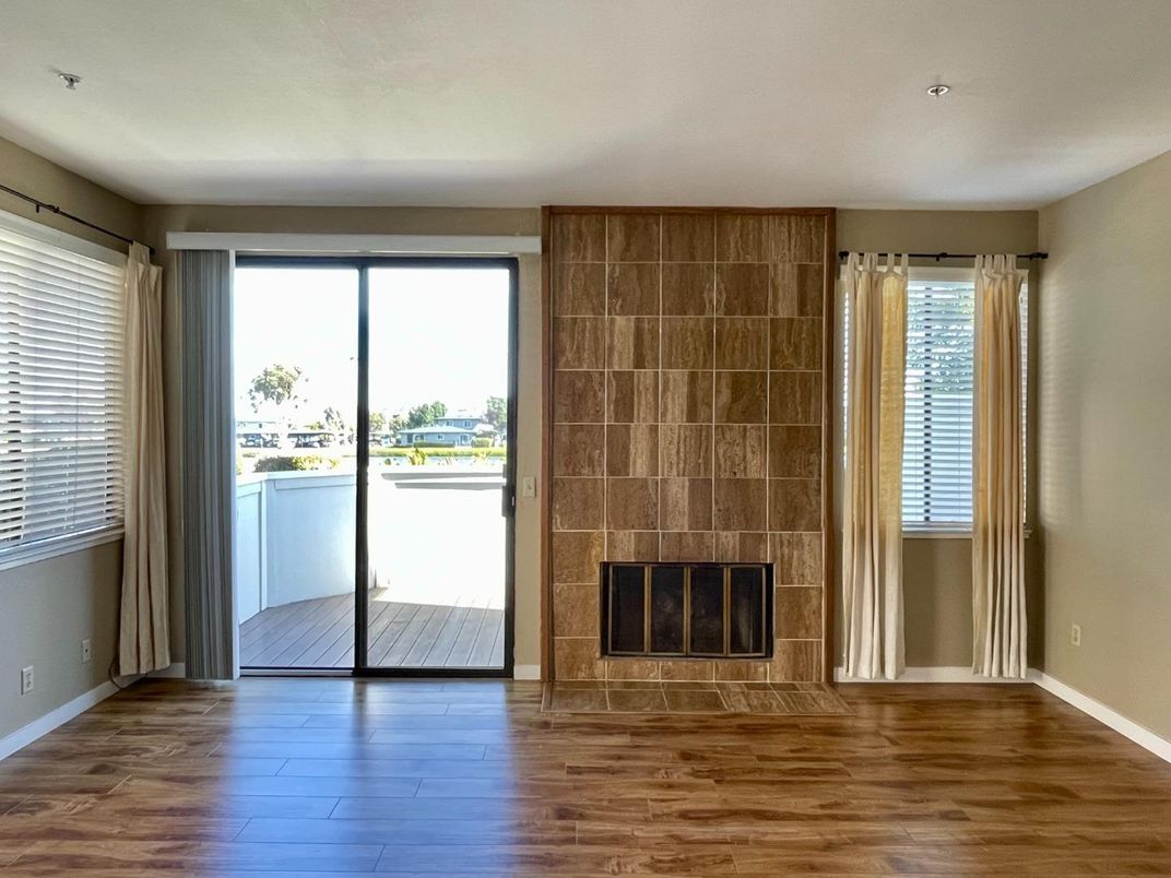 Empty room, Fireplace, Interior, Wood Texture Flooring