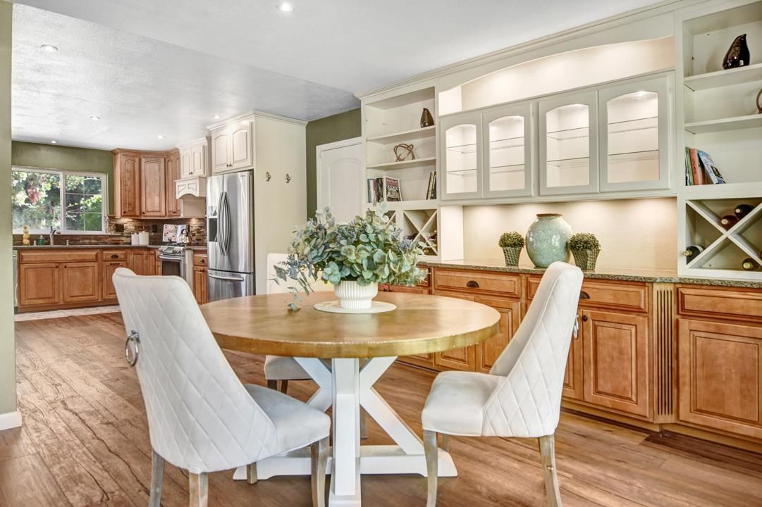 Dining room, Interior, Kitchen, Recessed Lighting, Stainless Steel Appliances, Wood Texture Flooring