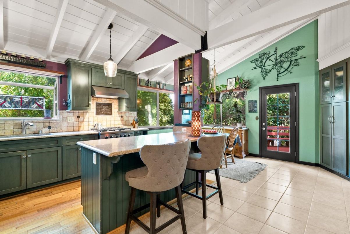 Interior, Kitchen, Pendant Lights, Wood Texture Flooring