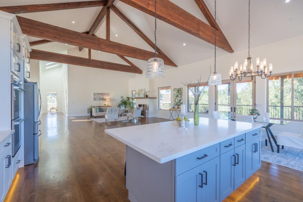 Chandelier, Dining room, Interior, Kitchen, Pendant Lights, Recessed Lighting, Wooden Beams, Wood Texture Flooring