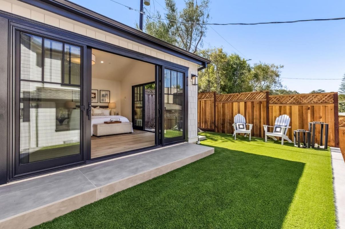 Backyard, Exterior, Hot Tub