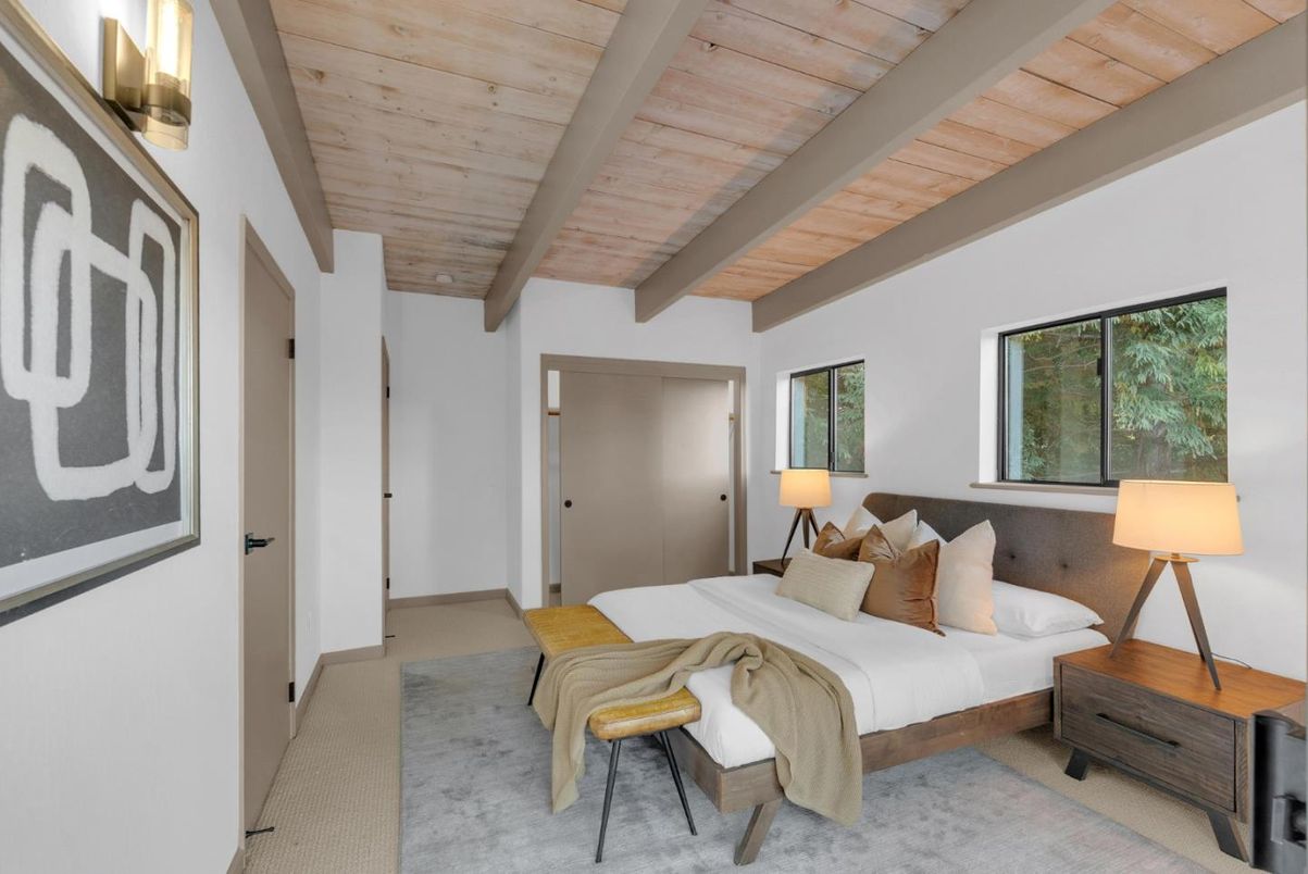 Bedroom, Interior, Wooden Beams, Wooden Ceilings