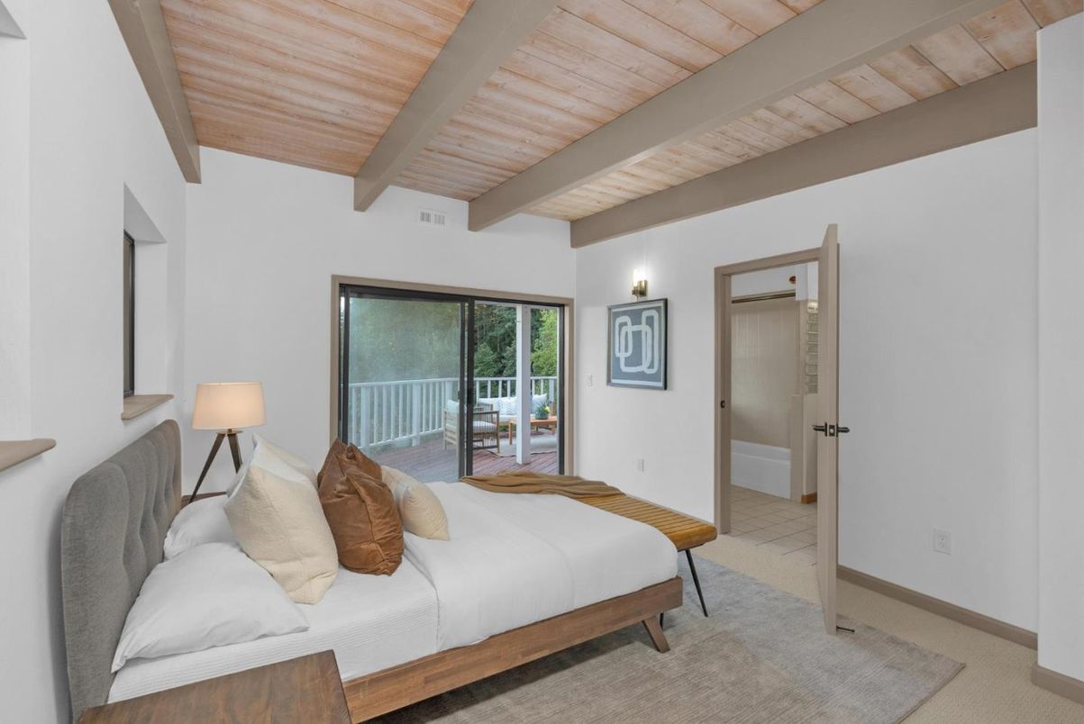 Bedroom, Interior, Wooden Beams, Wooden Ceilings