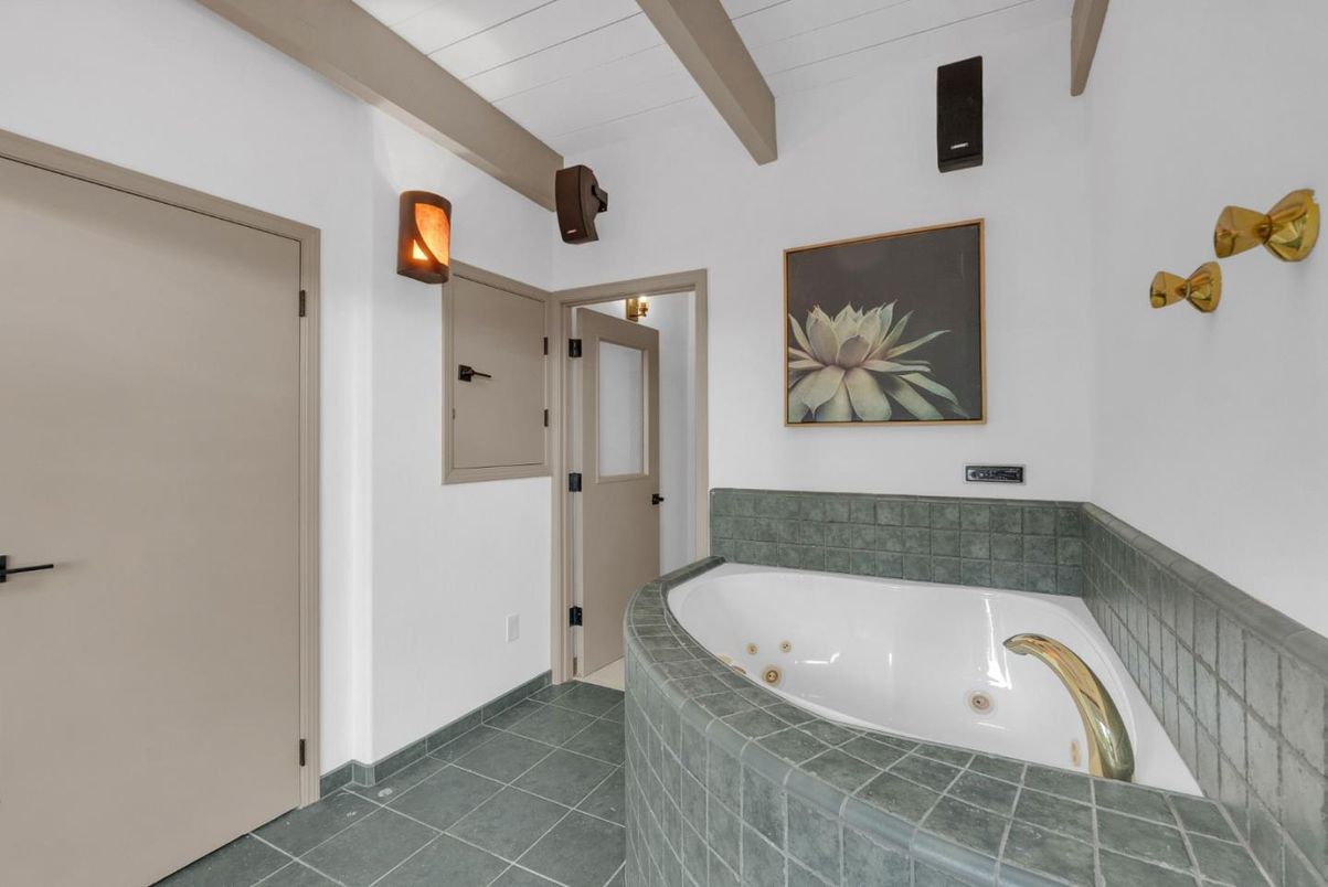 Bathroom, Interior, Wooden Beams