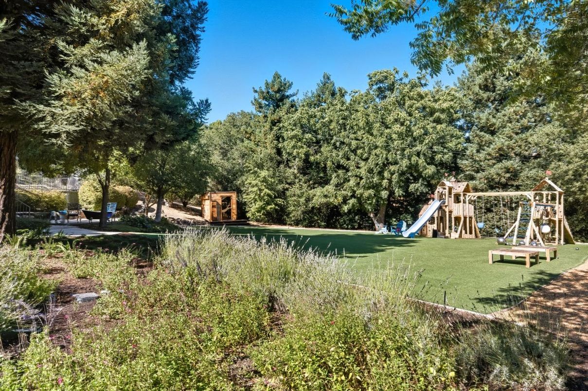 Backyard, Exterior, Playground