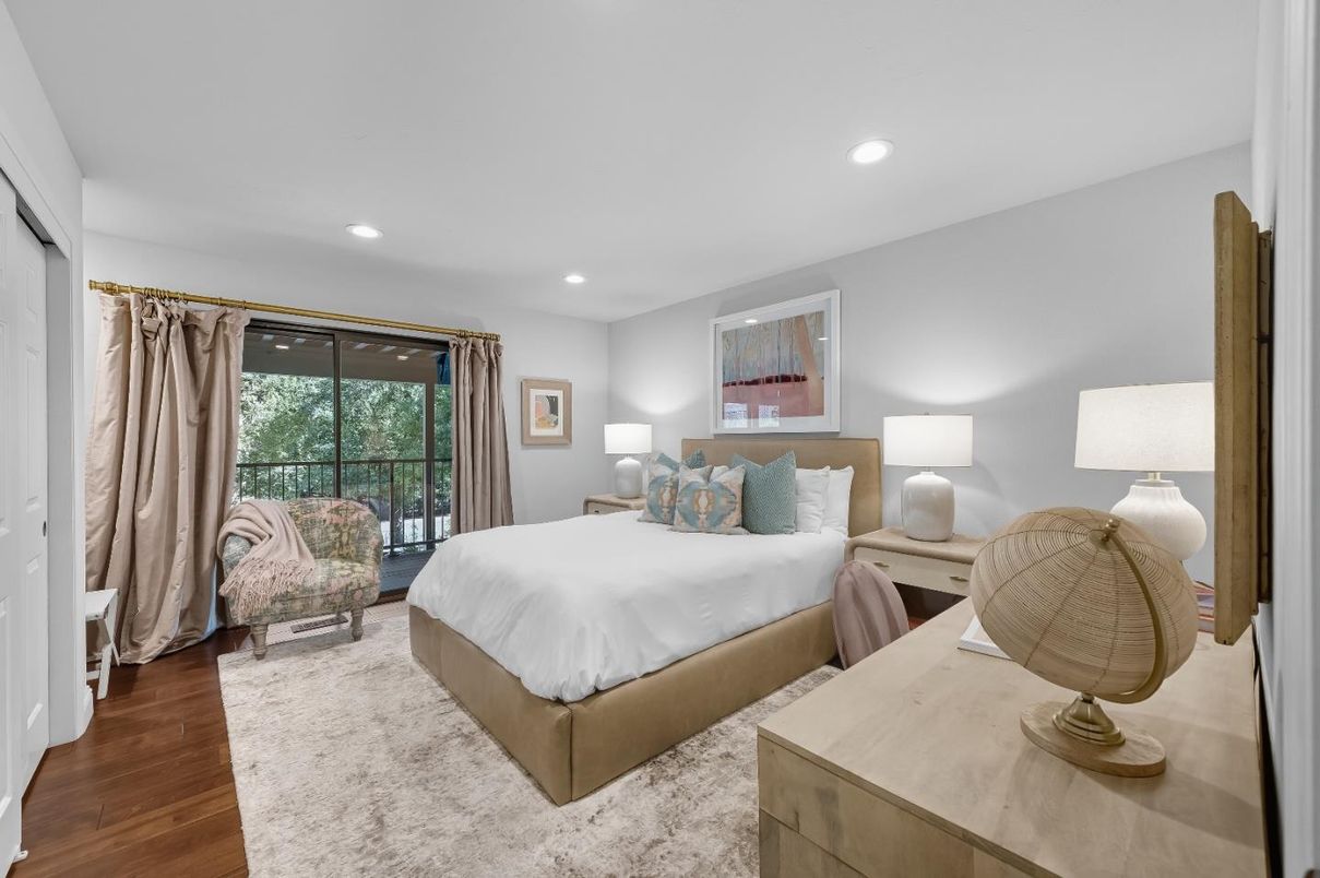 Bedroom, Interior, Recessed Lighting, Wood Texture Flooring