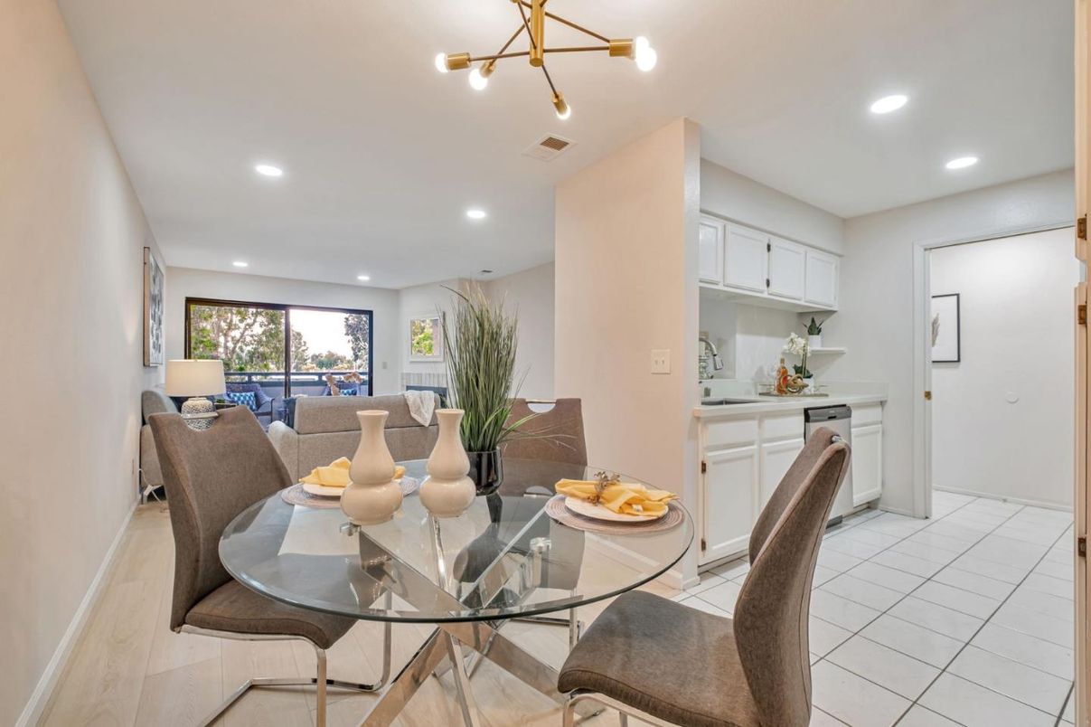 Dining room, Interior, Kitchen, Living room, Pendant Lights, Recessed Lighting