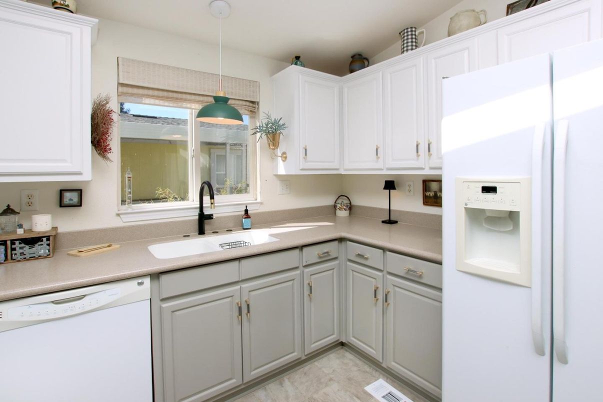 Interior, Kitchen, Pendant Lights