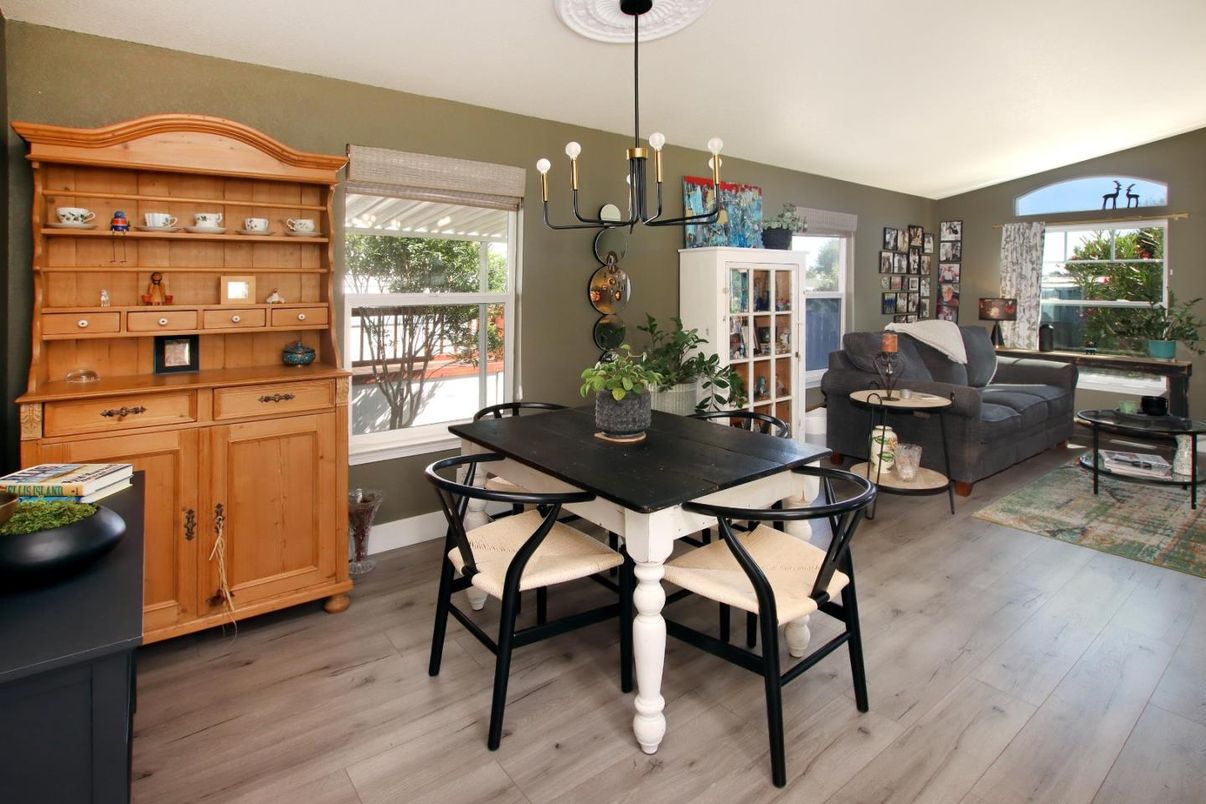Chandelier, Dining room, Interior, Pendant Lights, Wood Texture Flooring