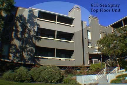 Exterior, Facade, Modern