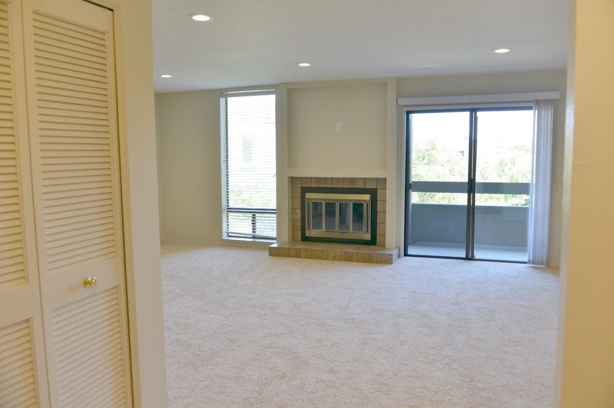 Empty room, Fireplace, Interior, Recessed Lighting