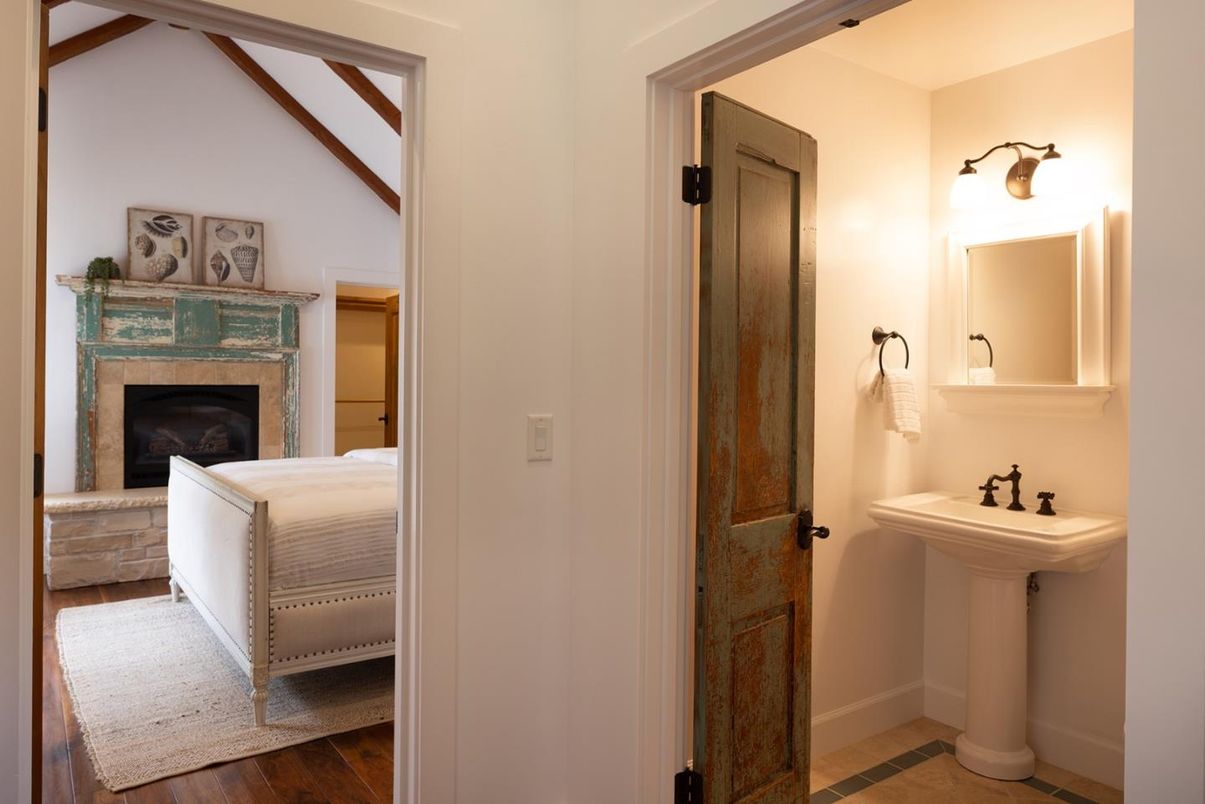 Bathroom, Bedroom, Fireplace, Interior, Wood Texture Flooring