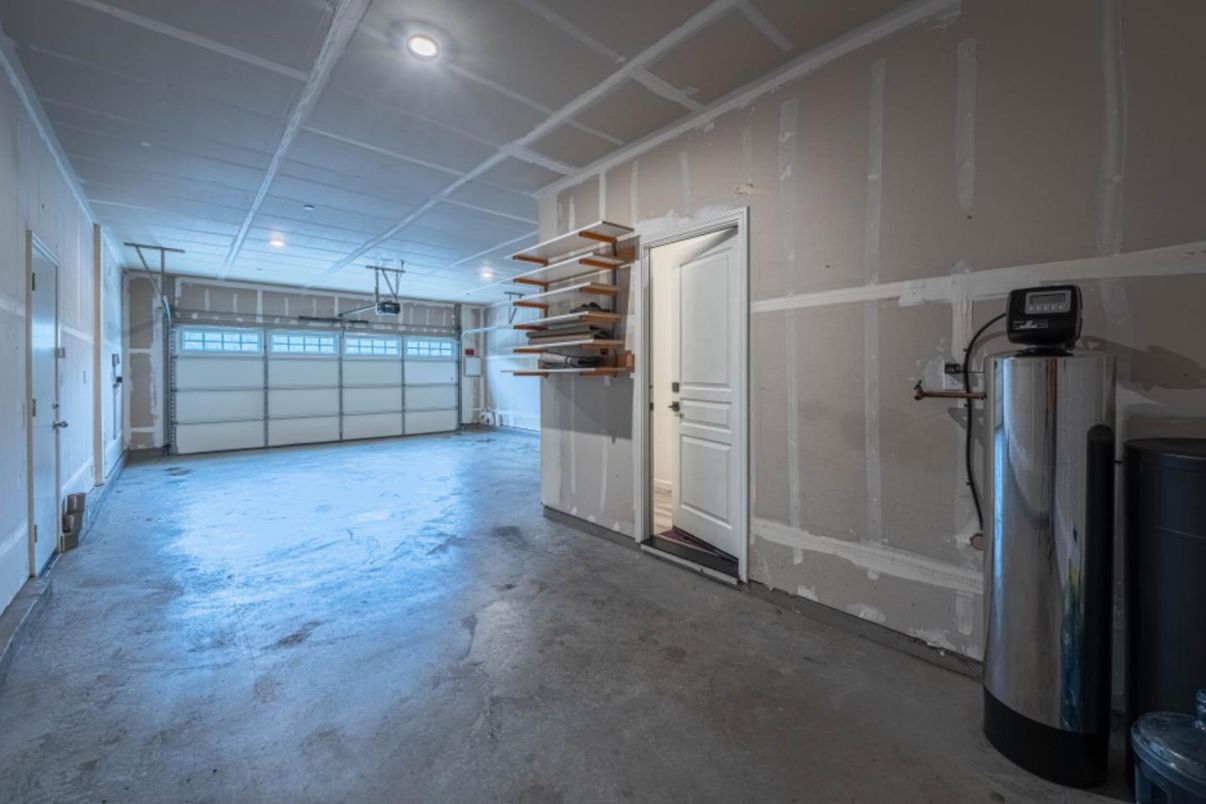 Garage, Interior, Recessed Lighting