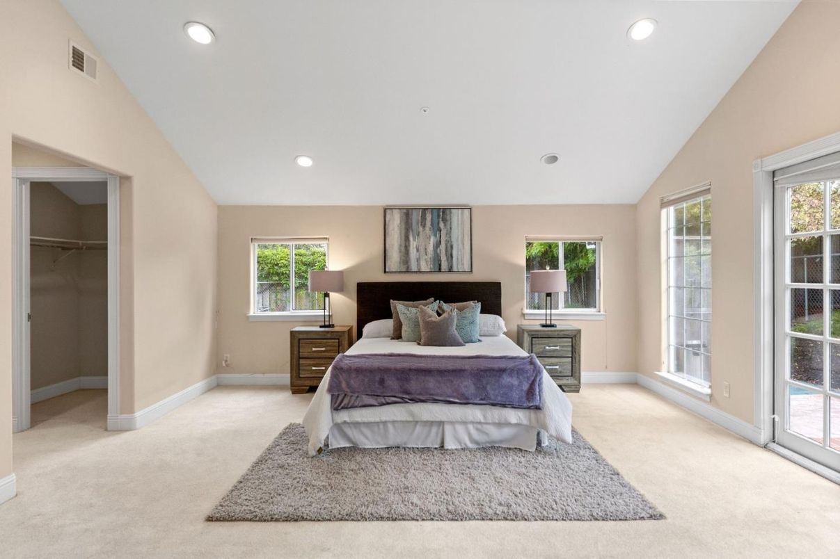 Bedroom, Interior, Recessed Lighting
